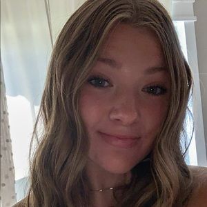 Meet your Posher, Mckenzie